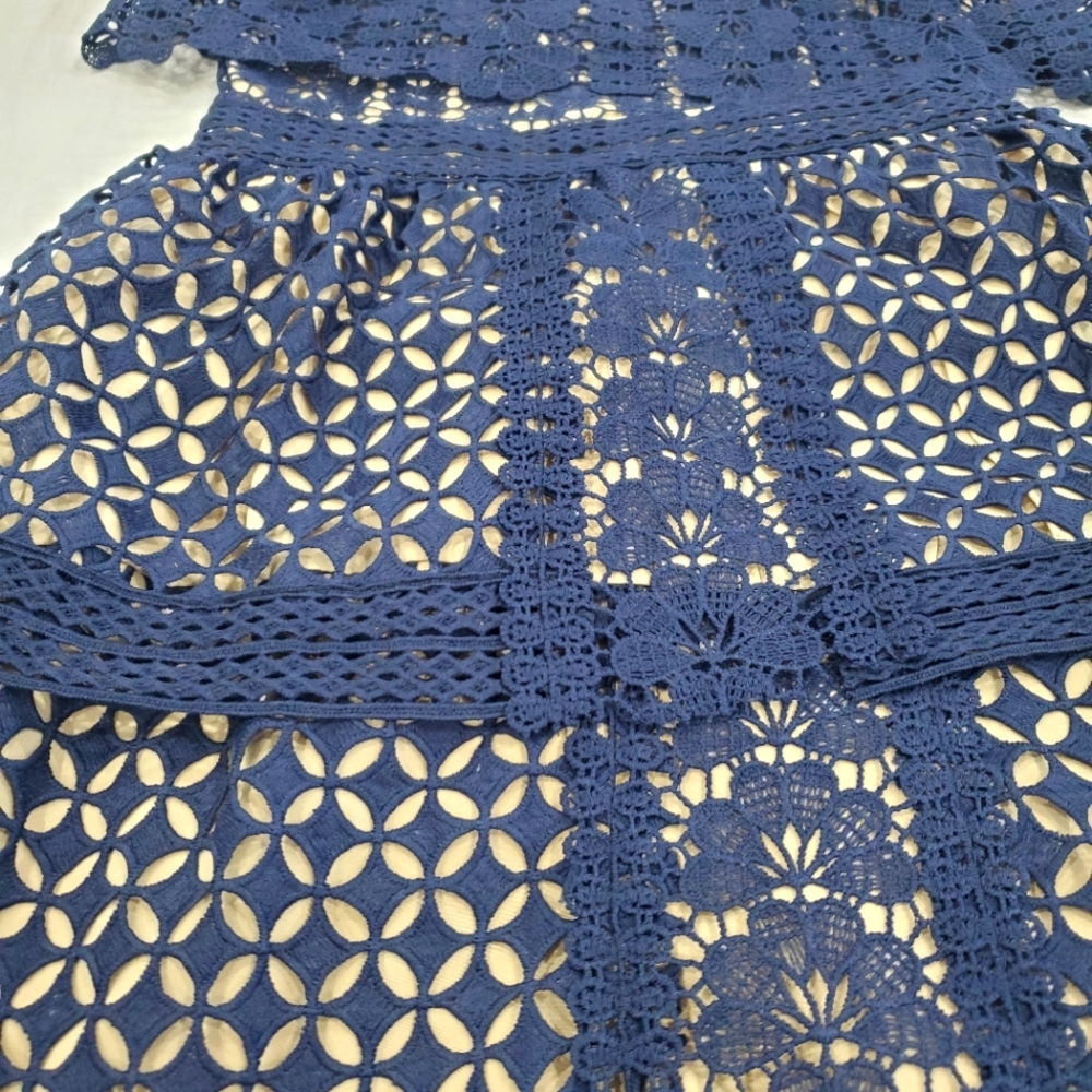 Off-Shoulder Navy Lace Midi Dress - Picture 6 of 9